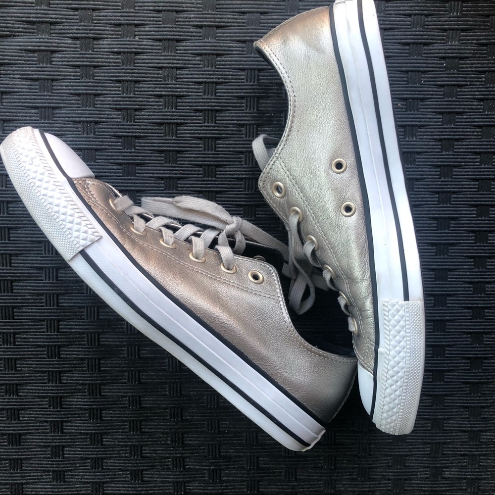 Champagne Gold Converse
